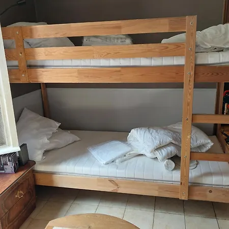 Hostel Dortoir Maricourt Le Bourget